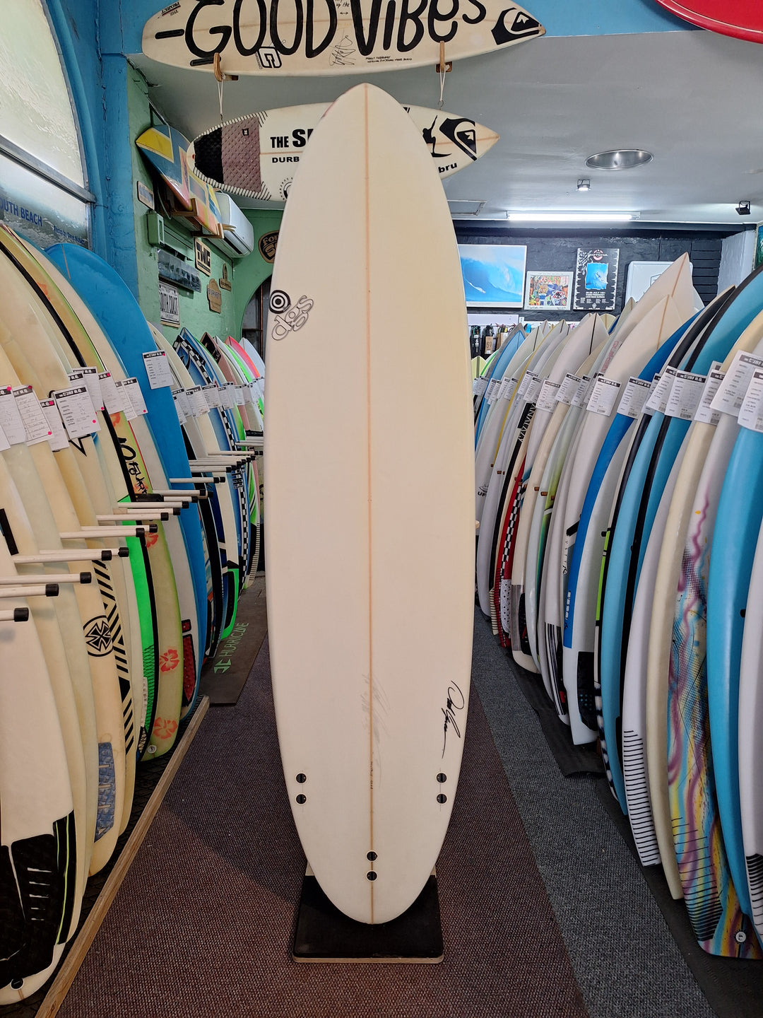 DGS PU MID-LENGTH 7'4 x 22 3/4" x 3" = 53.5L