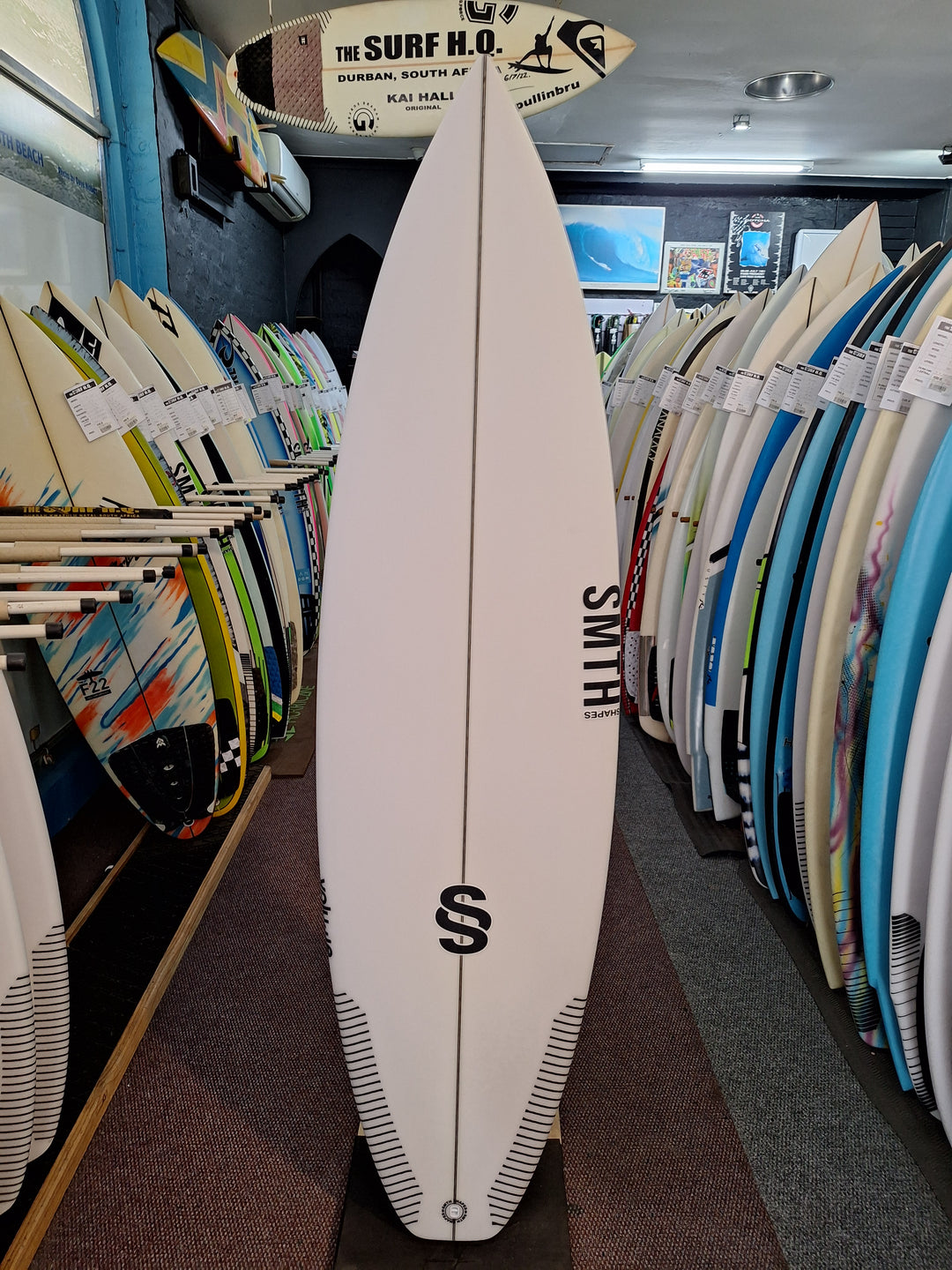 SMTH SHAPES PU VOLUME 5'9 x 18 5/8" x 2 1/4" = 25.73L