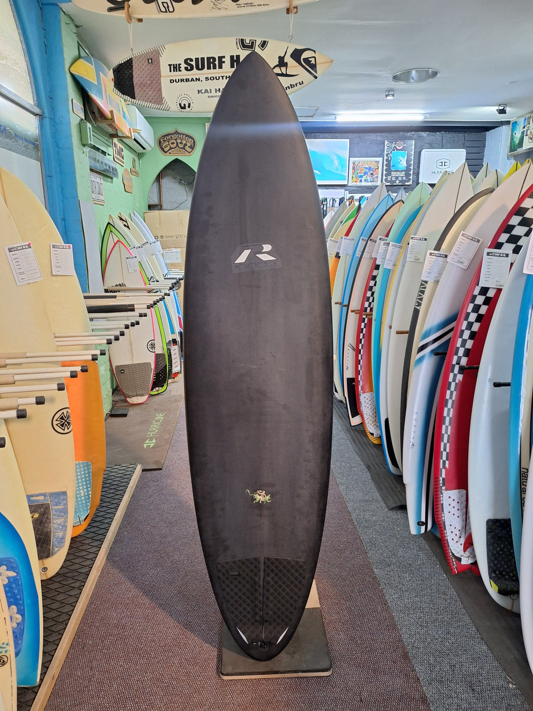 RUSTY PU CABON GRIFFIN 6'6 X 20 1/4" X 2 3/4" = 41L