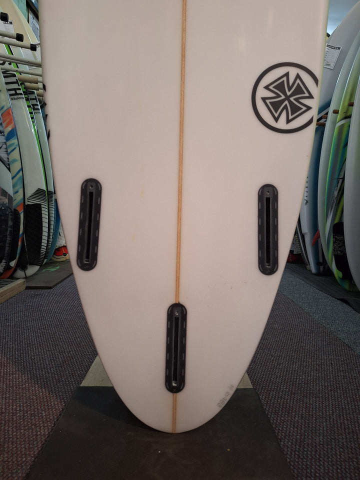 BARON PU LIP HUNTER 6'2 X 19 1/8" X 2 1/2' = 31.3L