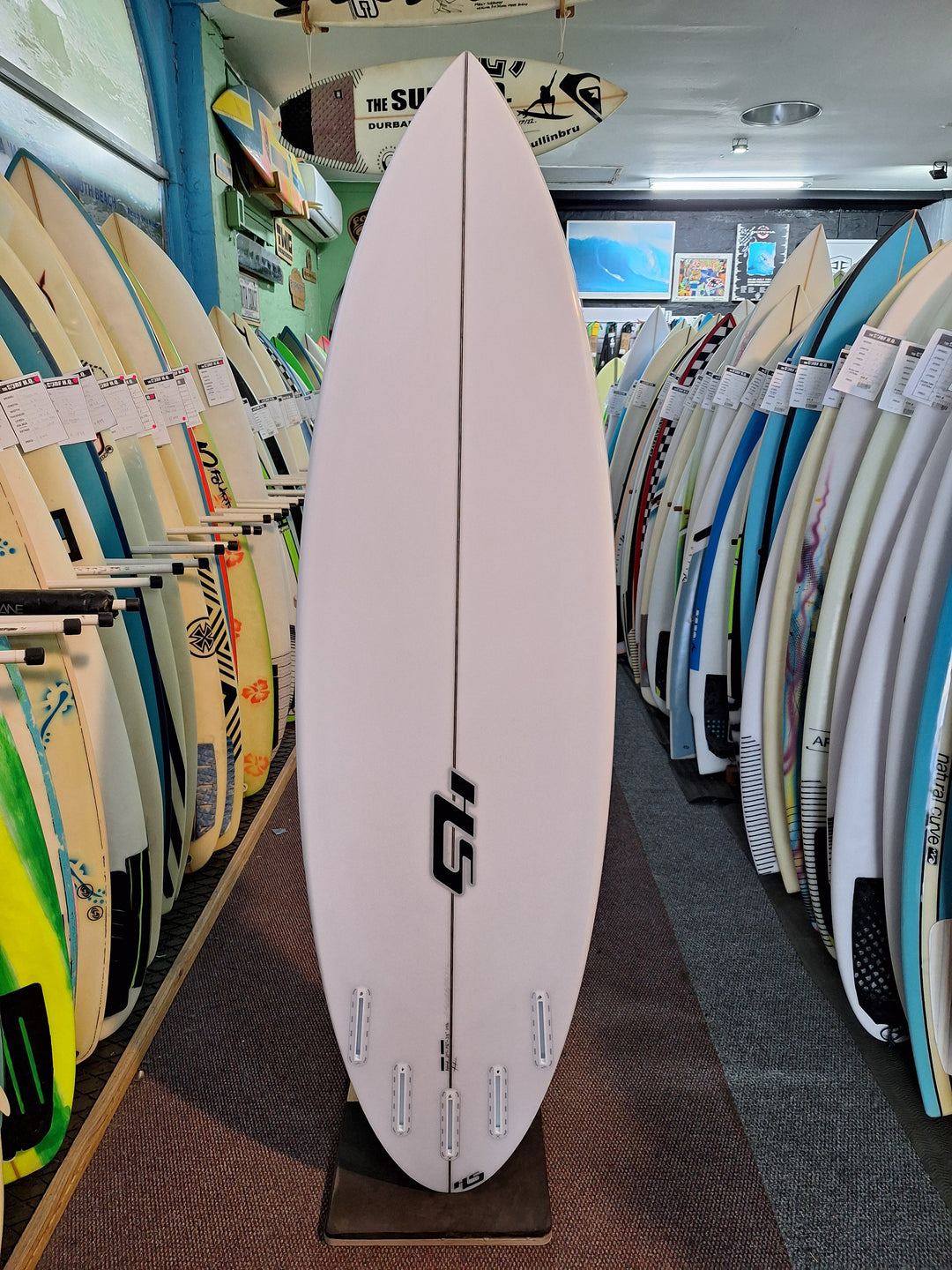 Hayden Shapes PU Dark Noiz 6'0 x 19 1/16 x 2 1/2 = 29.7L