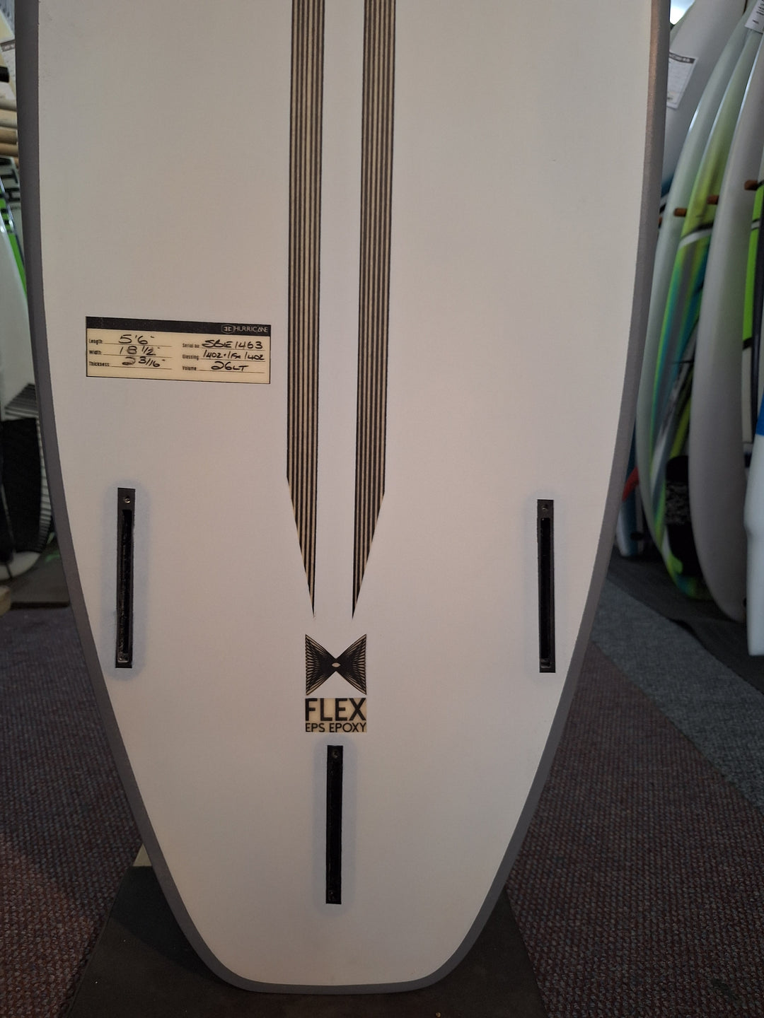 HURRICANE PU BUSH PIG 5'6 X 18 1/2" X 2 3/16" = 26L