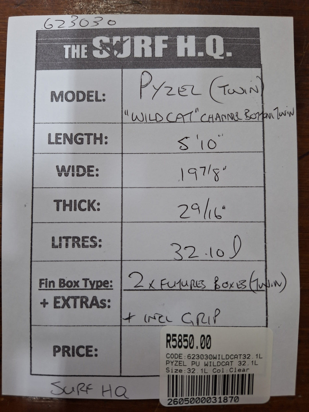 PYZEL PU WILDCAT 5'10 X 19 7/8" X 2 9/16" = 32.1L