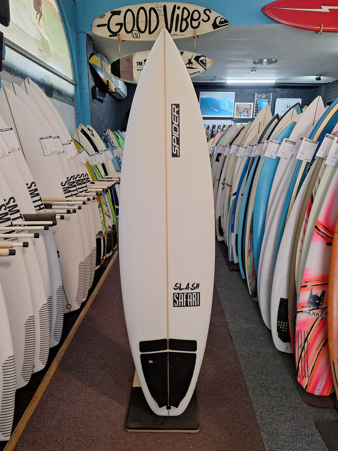 SPIDER PU SLASH 6'3 X 20" X 2 3/16" = 35L