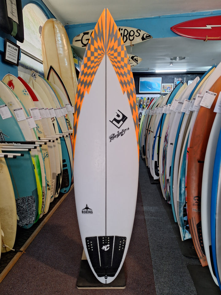 PETER LAWSON PU BOEING 6'6 X 20" X 2 7/8" = 37.5L