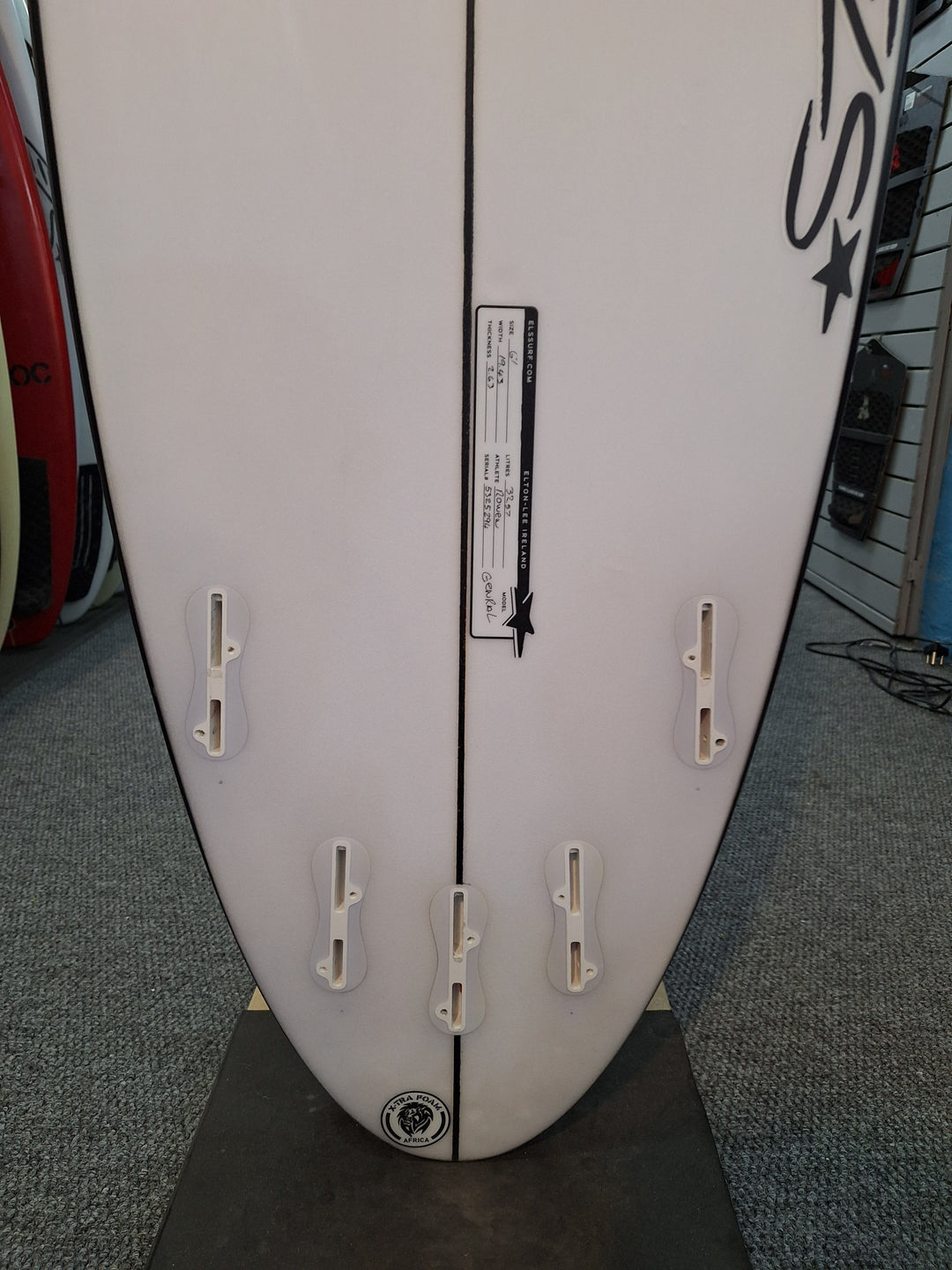ELS PU GENERAL 6'1 X 19.43" X 2.63" = 32.57L