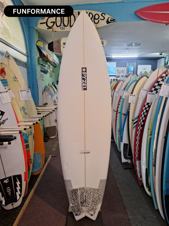 PYZEL PU ASTRO POP 7'0 X 22 3/4" X 3 1/4" = 57.50L