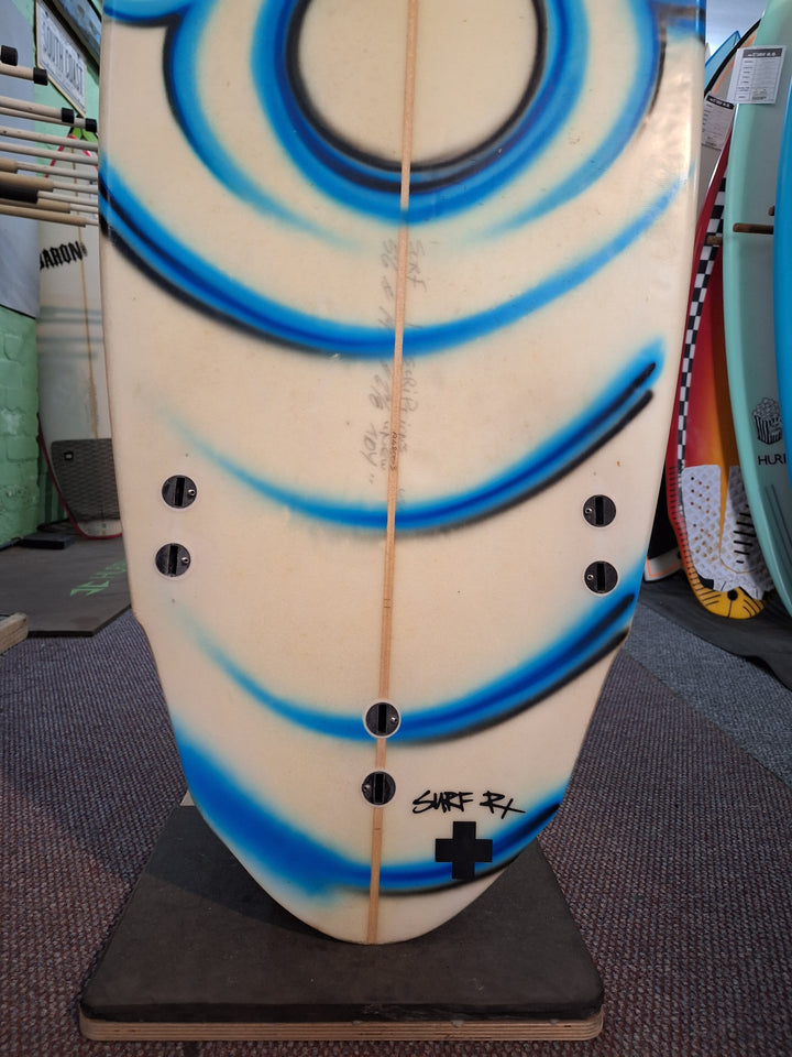 DOC LAUSCH PU NEW TOY 5'6 X 19" X 2 3/8" = 26.4L