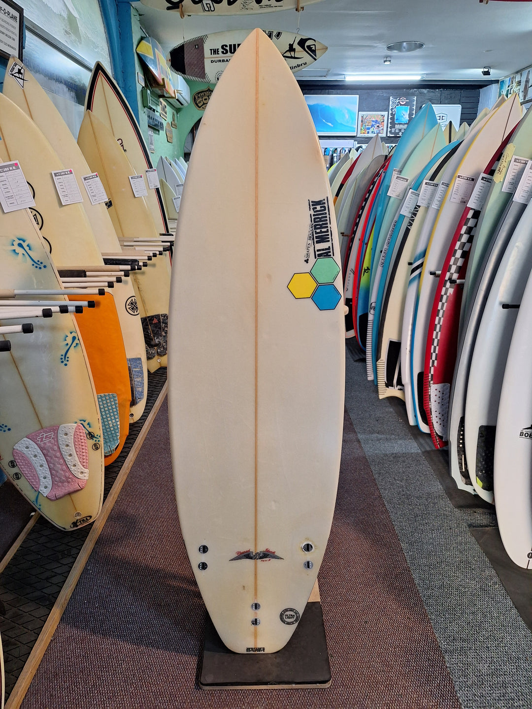 AL MERRICK PU FLYER F 5'10 X 18 7/8" X 2 5/6" = 27.16L