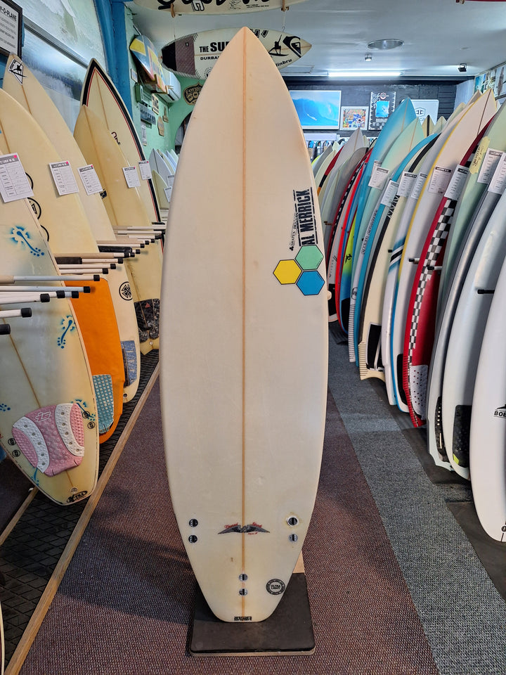 AL MERRICK PU FLYER F 5'10 X 18 7/8" X 2 5/6" = 27.16L