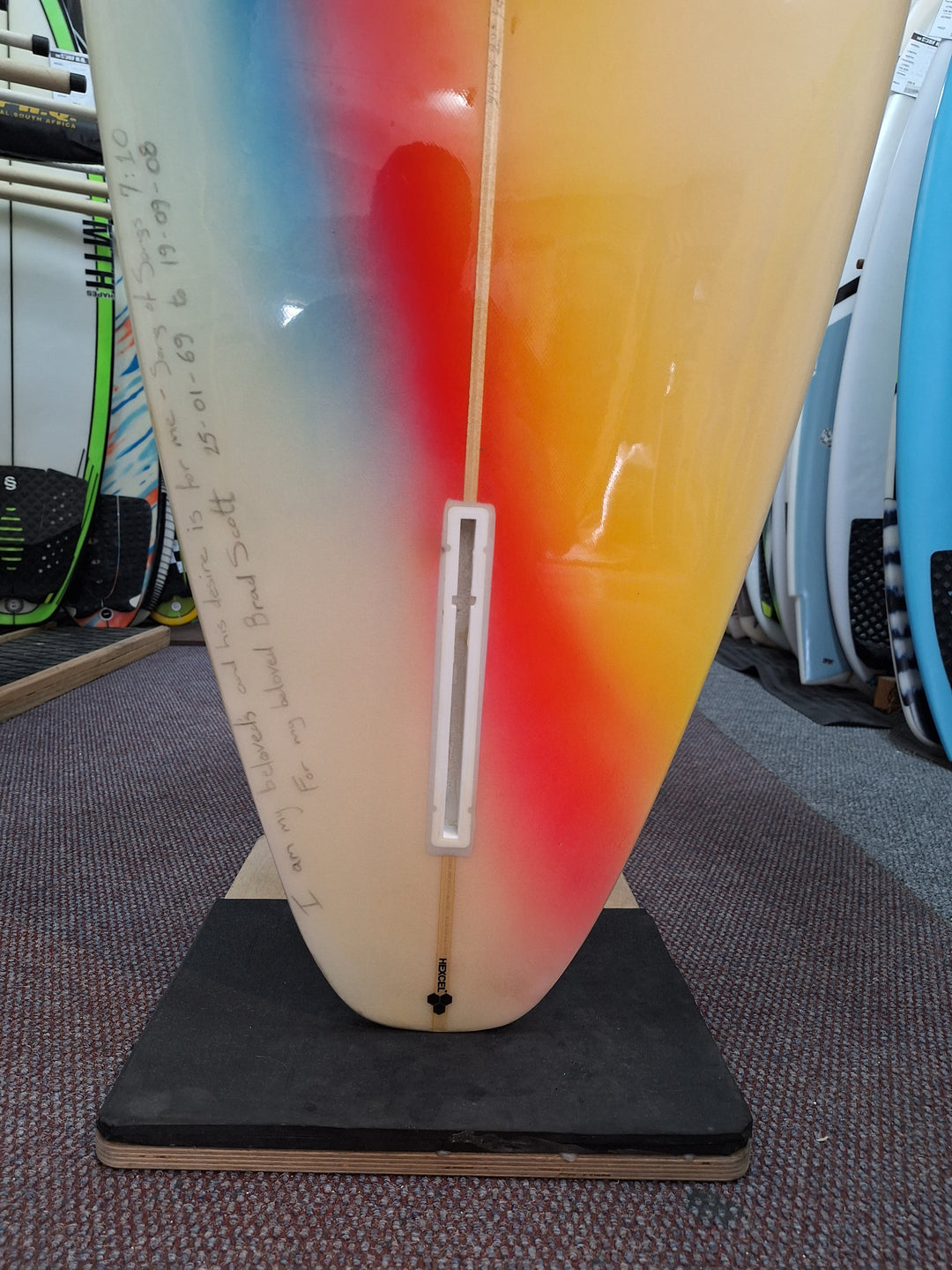BILT PU CLASSIC LONDBOARD 9'0 X 22 1/4" X 2 5/8" = 64.1L