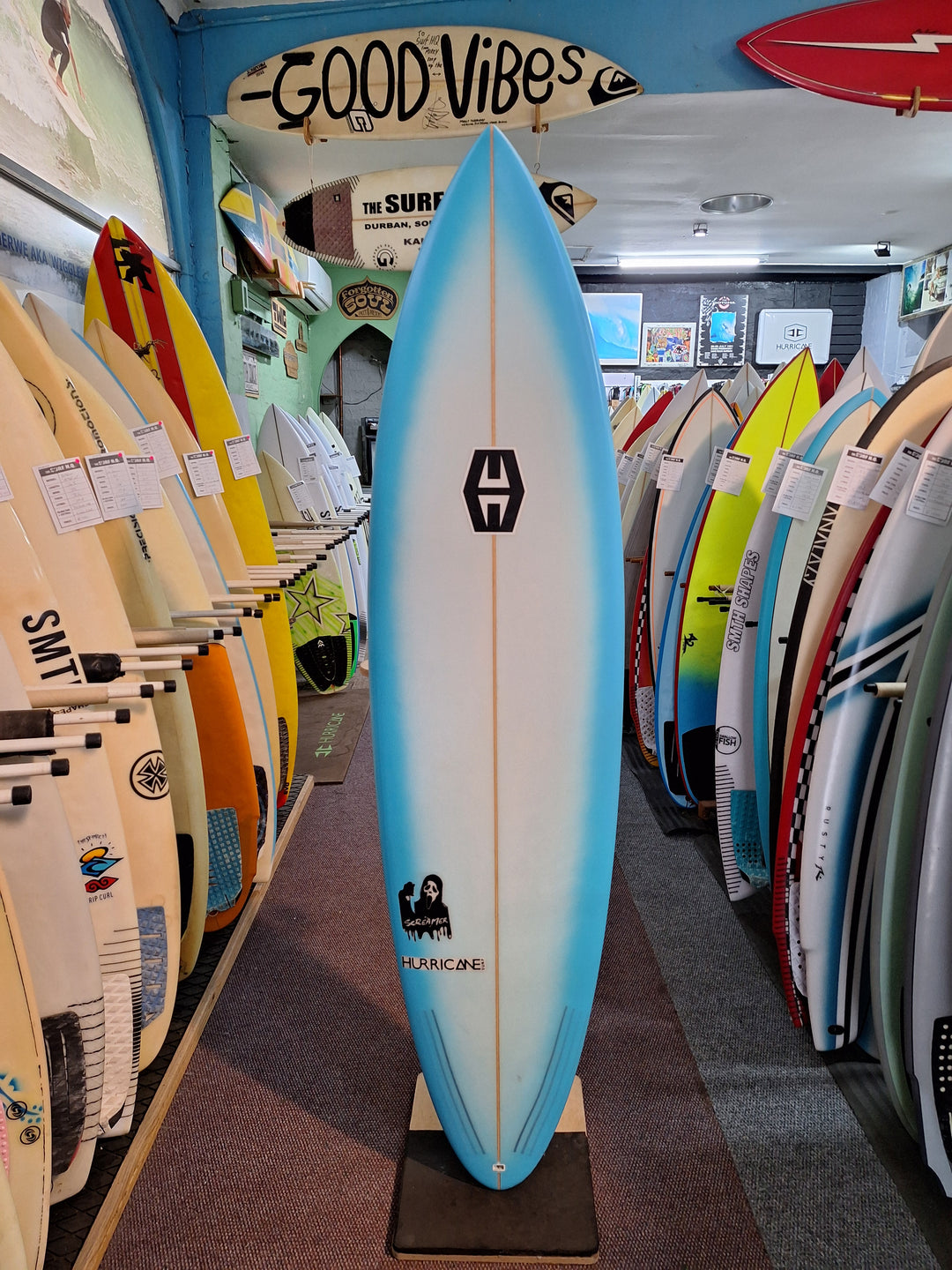 HURRICANE PU SCREAMER 6'4 x 19" x 2 1/4" = 28.8L