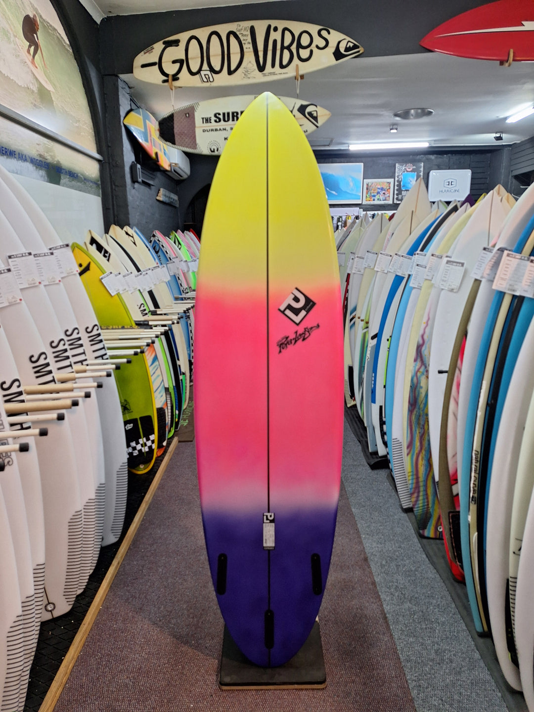 PETER LAWSON PU WEEKEND WARRIOR 6'10 x 21" x 2 3/4" = 43.8L
