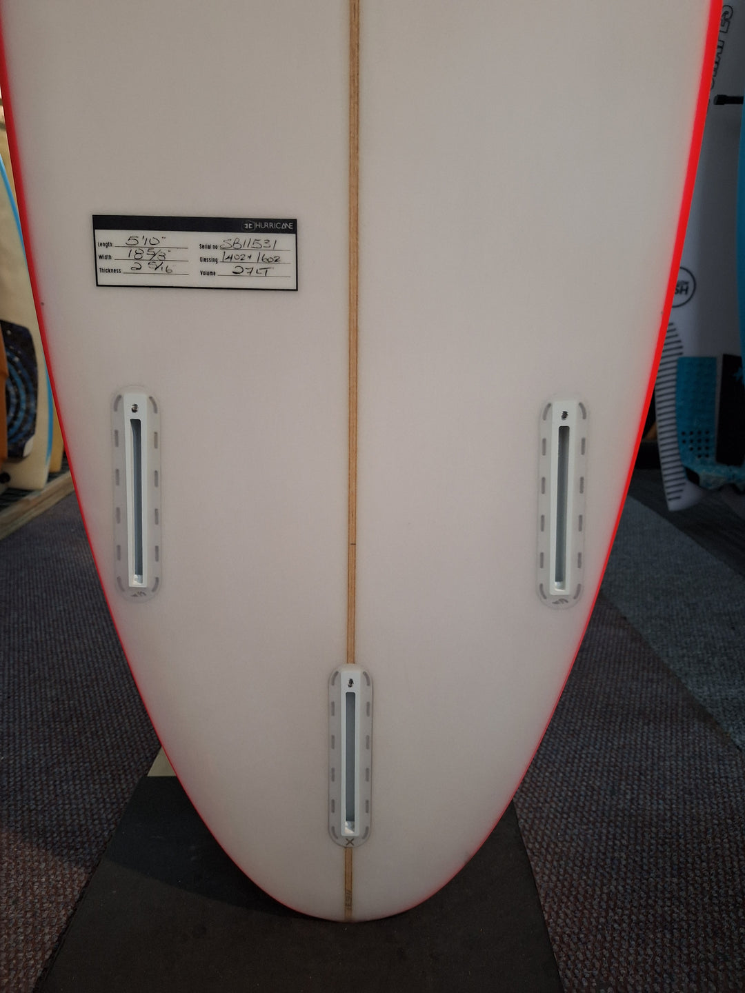 HURRICANE PU SCREAMER 5'10 x 18 5/8" x 2 5/16"=27L